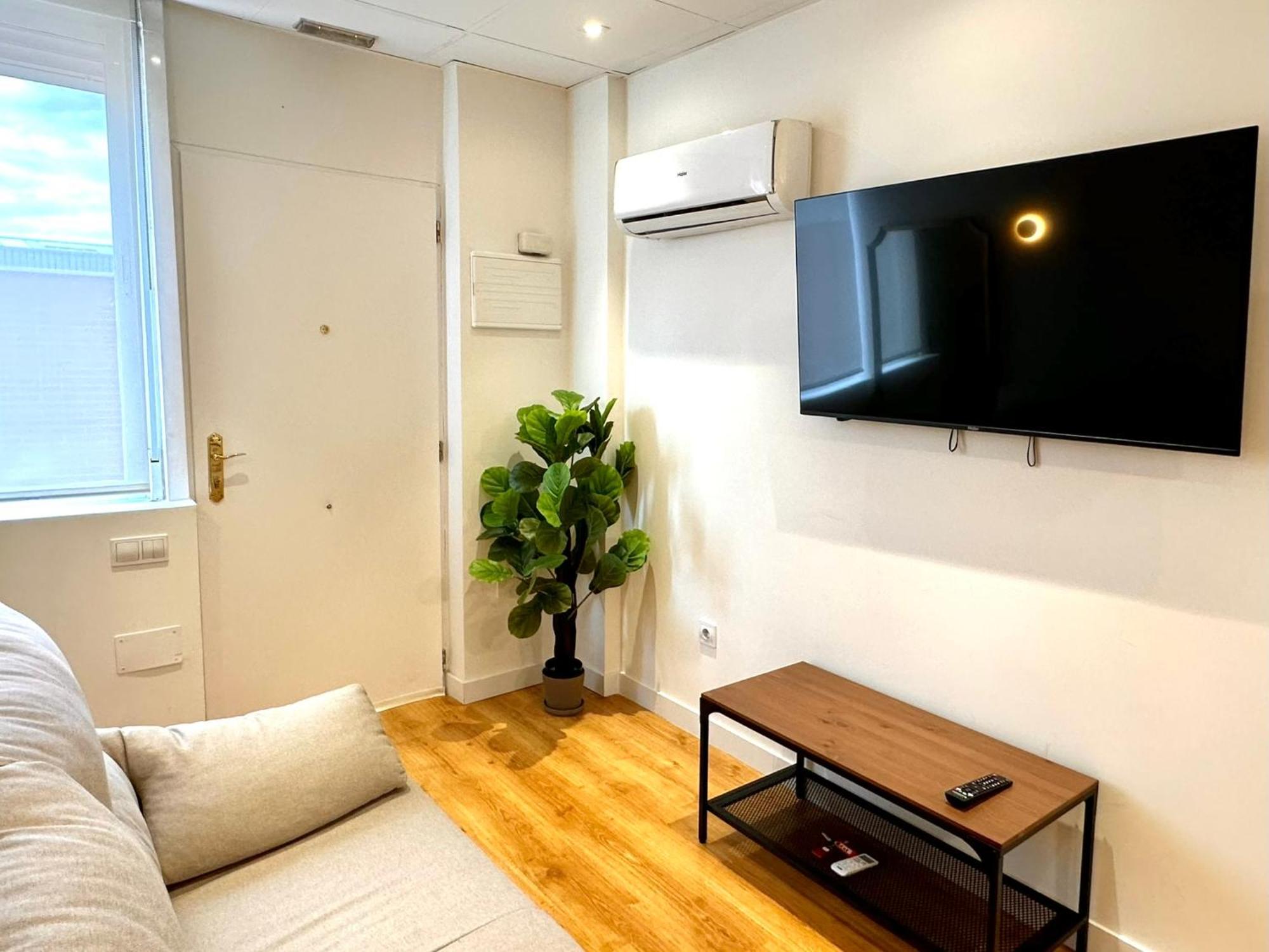 Apartamentos Noviembre Madrid Exteriör bild