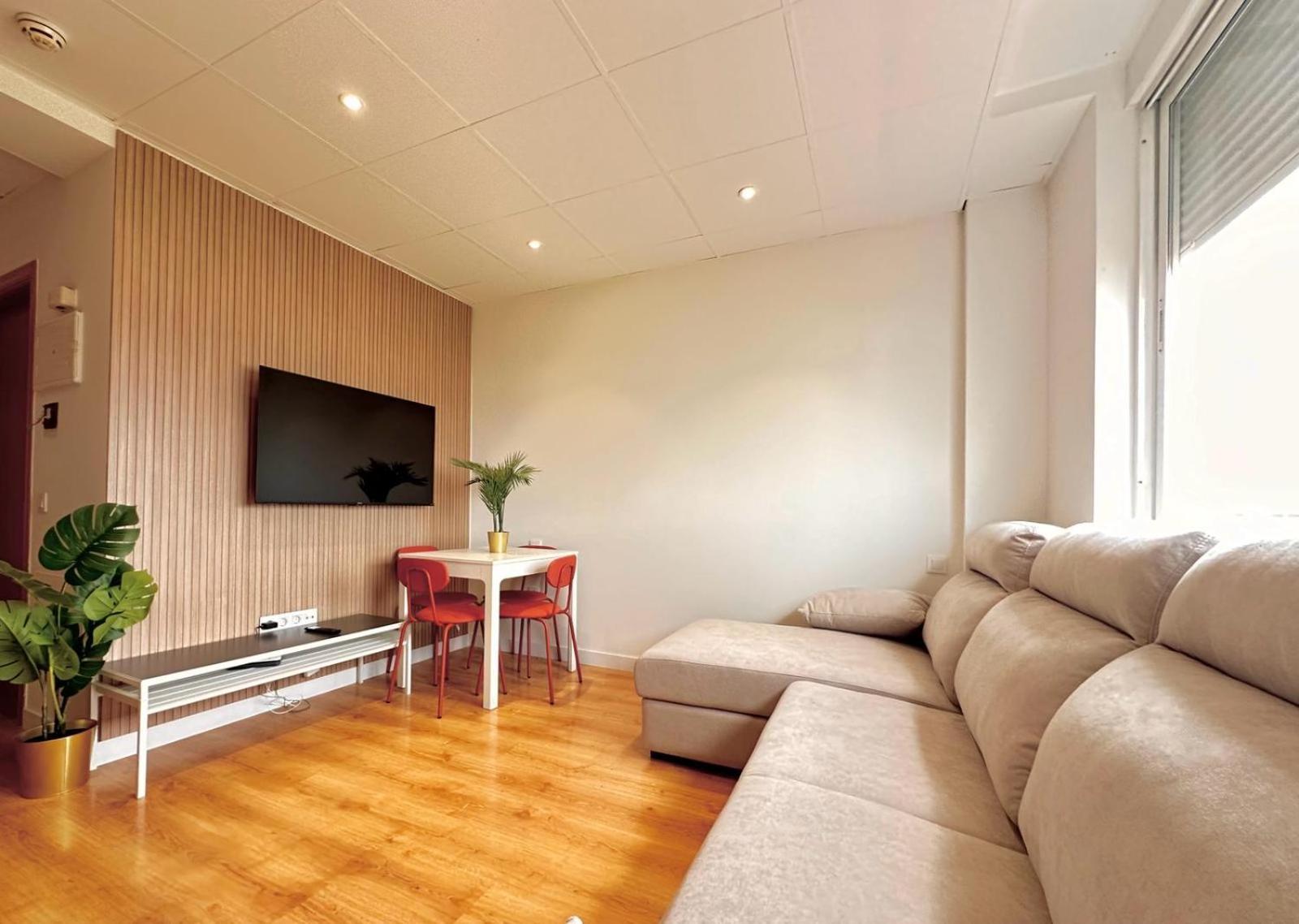 Apartamentos Noviembre Madrid Exteriör bild