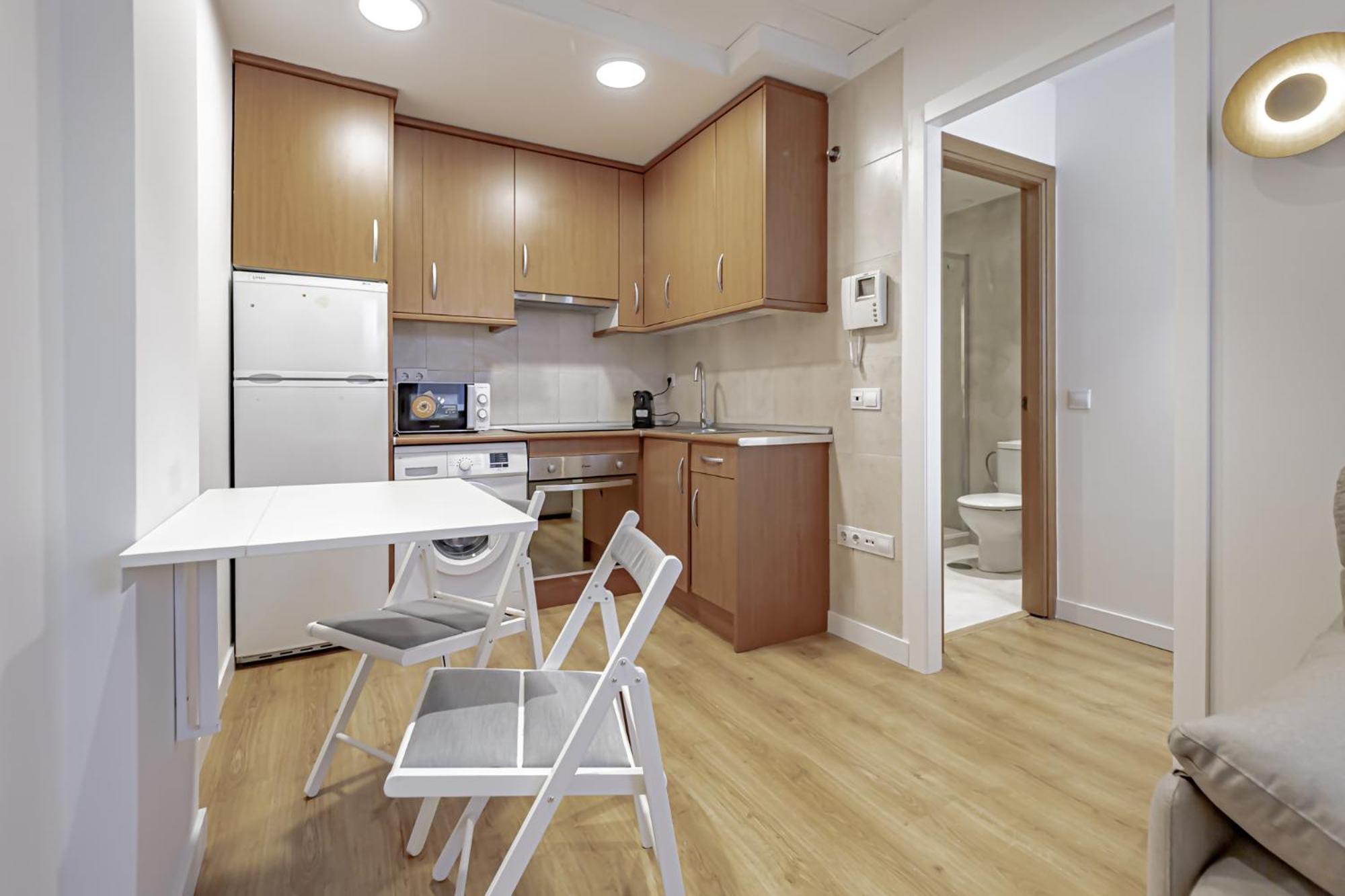 Apartamentos Noviembre Madrid Exteriör bild
