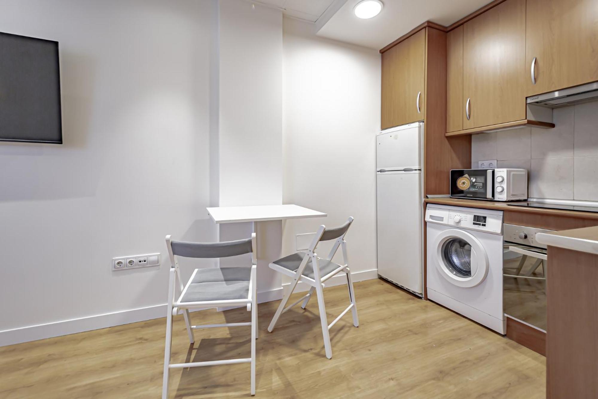 Apartamentos Noviembre Madrid Exteriör bild