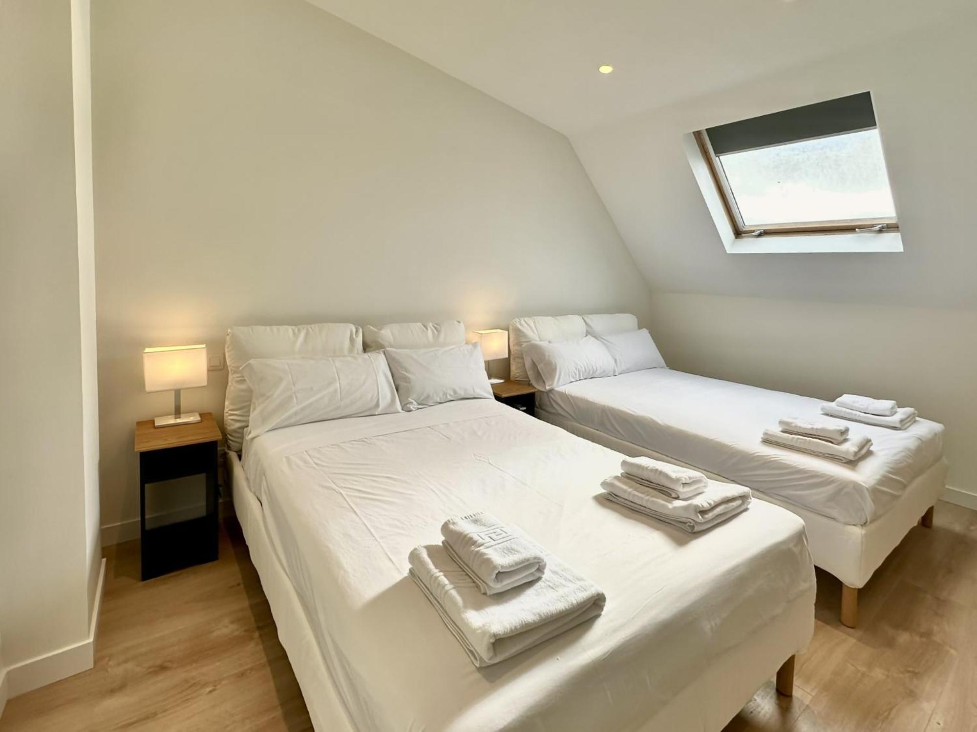Apartamentos Noviembre Madrid Exteriör bild