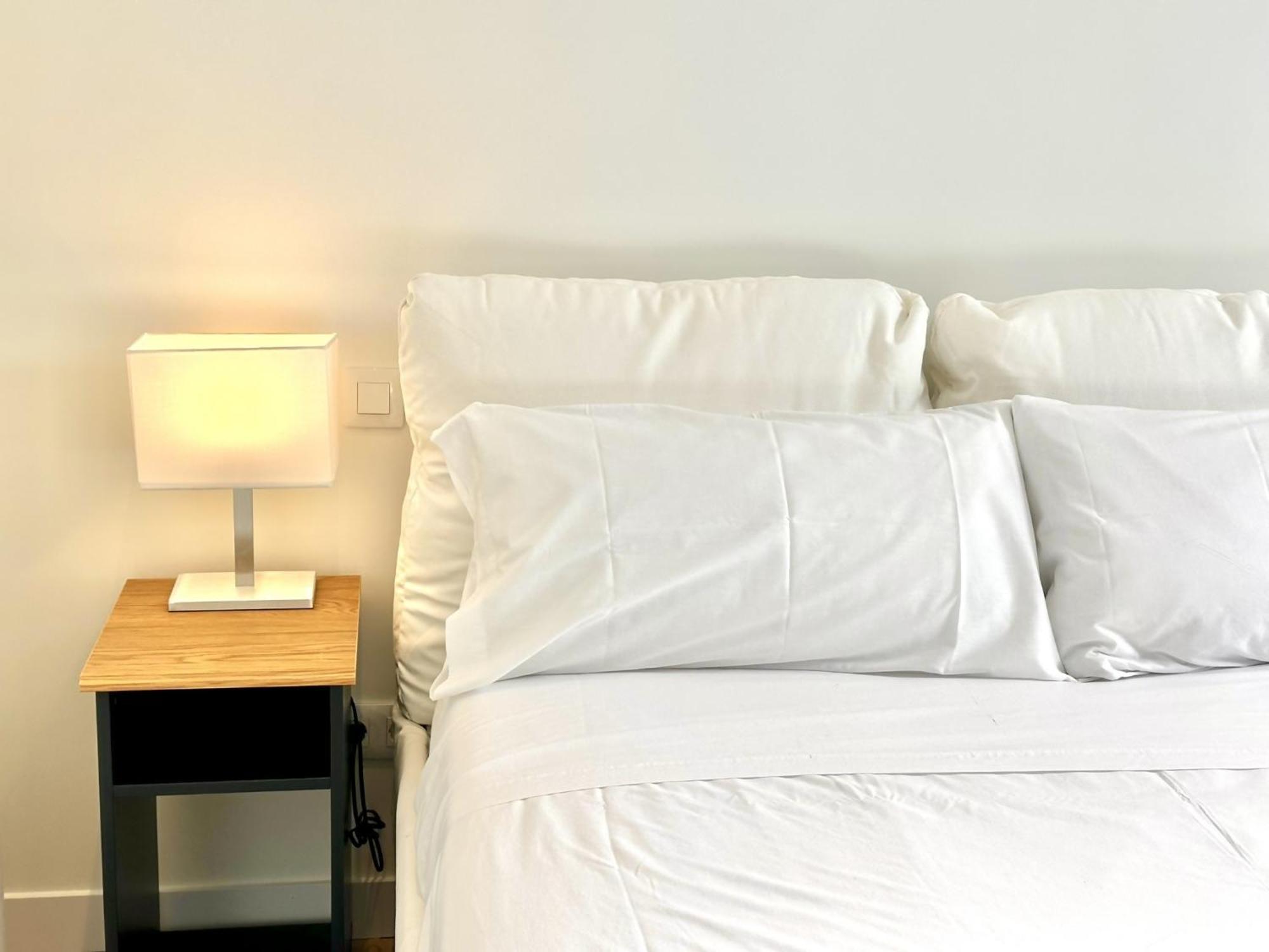 Apartamentos Noviembre Madrid Exteriör bild