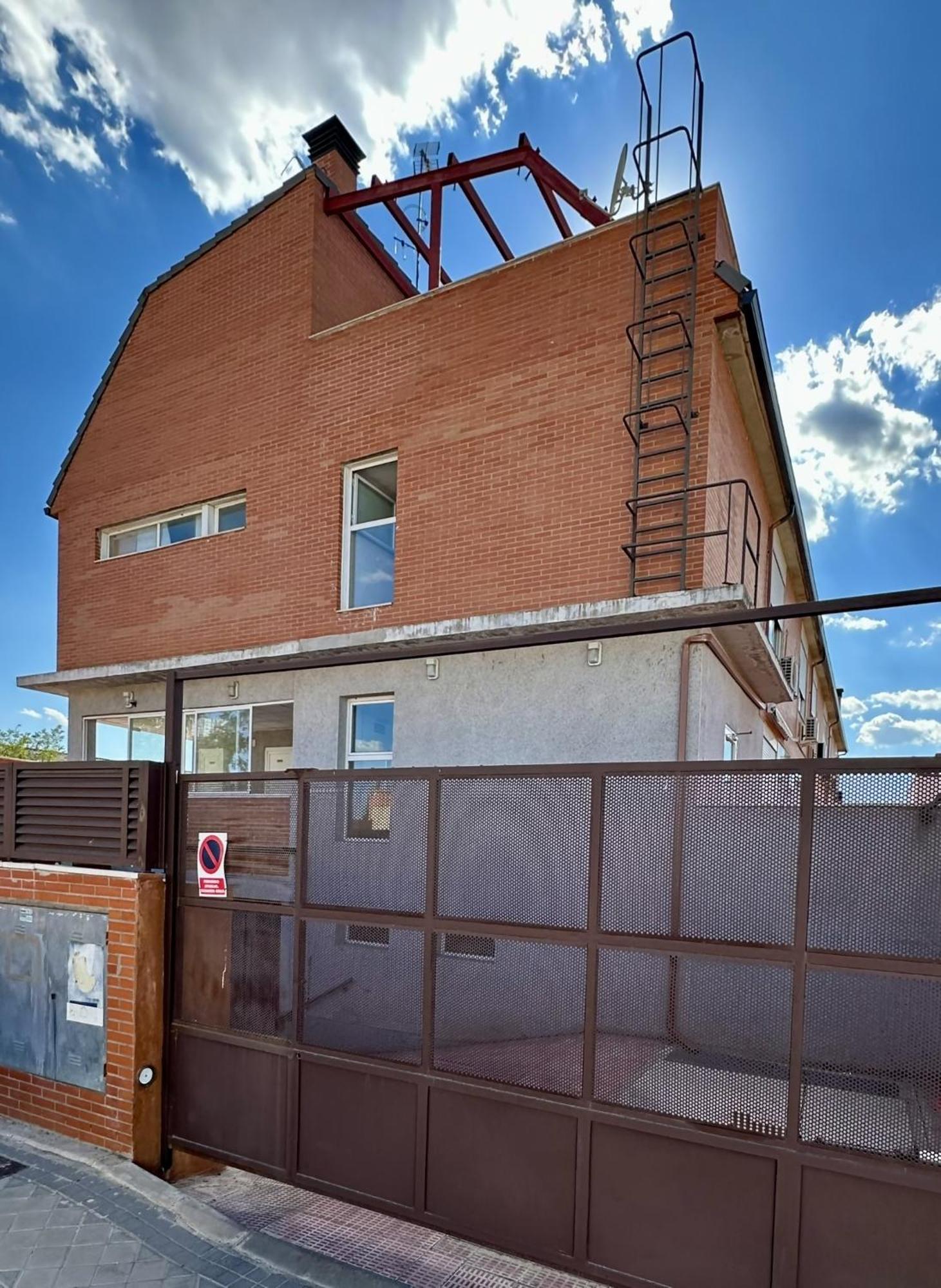 Apartamentos Noviembre Madrid Exteriör bild